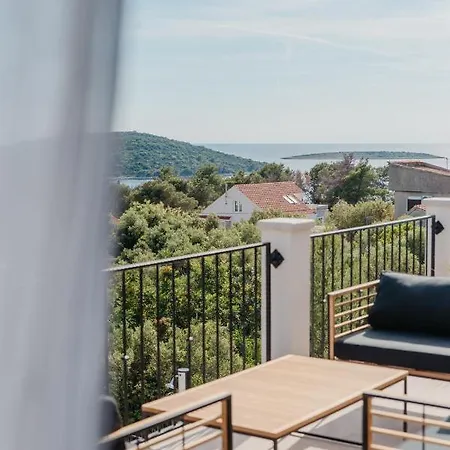 Daniela Villa Maslinica